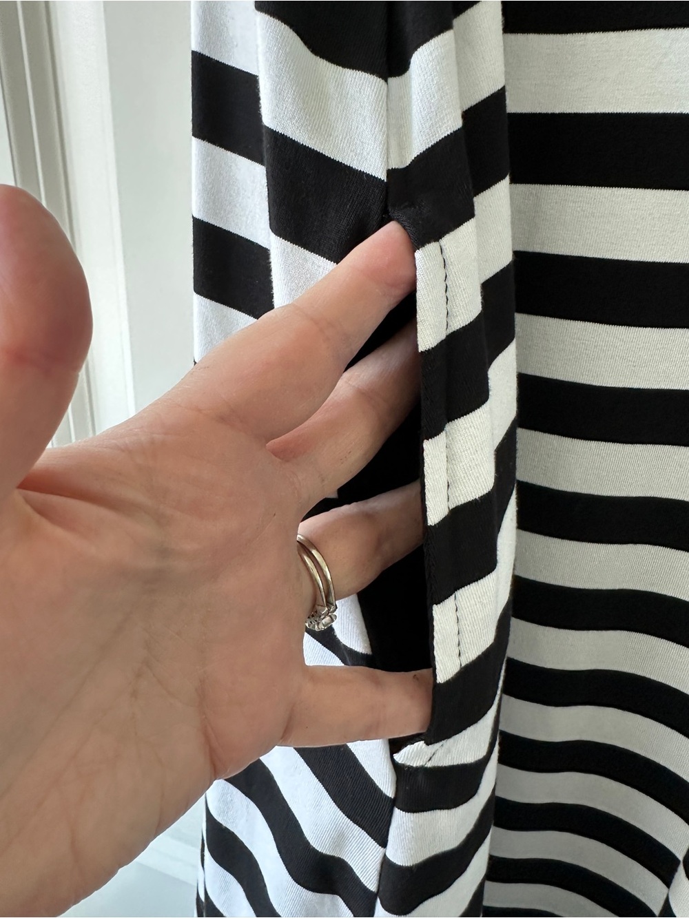 Time and Tru Black and White Striped Scoop Neck Dress - Picture 4 of 5